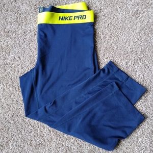 Nike Capri Legging